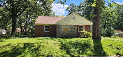 1567 Rolling Hills Dr, Memphis, TN 38127