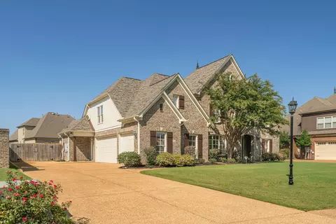 6594 Moondance Dr, Olive Branch, MS 38654
