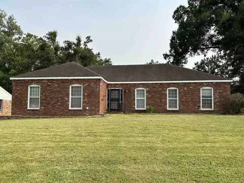 3041 Whitney Ave, Memphis, TN 38128