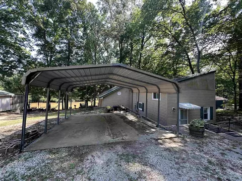 289 Riverbend Rd, Brownsville, TN 38012