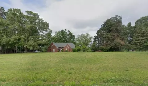 8885 Brunswick Rd, Millington, TN 38053