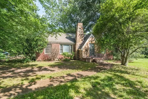 6206 Summer Ave, Memphis, TN 38134