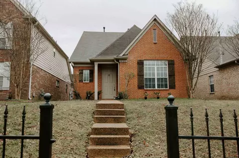10183 Macon Rd, Cordova, TN 38016