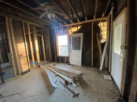 77 E Mckellar Ave, Memphis, TN 38109 photo 4