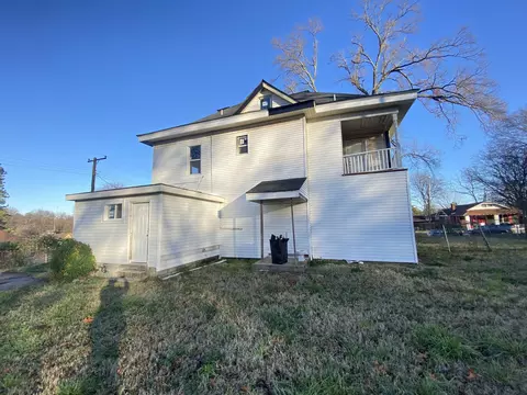 77 E Mckellar Ave, Memphis, TN 38109 photo 16