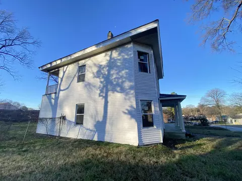 77 E Mckellar Ave, Memphis, TN 38109 photo 15