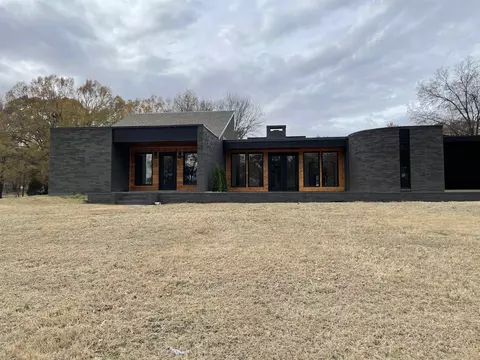 1136 Greer Dr, Covington, TN 38019 photo 2