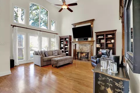 532 Warwick Willow Cv, Collierville, TN 38017 photo 4