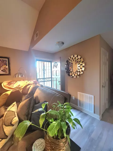6926 Spring River Rd, Memphis, TN 38141 photo 5