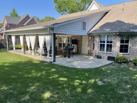 17 Flagstone Dr, Jackson, TN 38305 photo 2