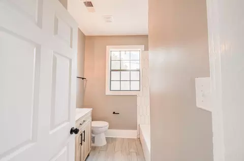 708 Spring St, Memphis, TN 38112 photo 14