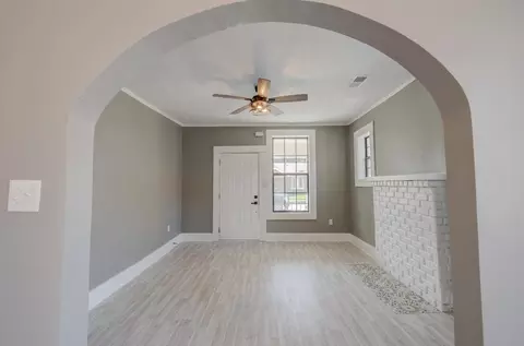 708 Spring St, Memphis, TN 38112 photo 12