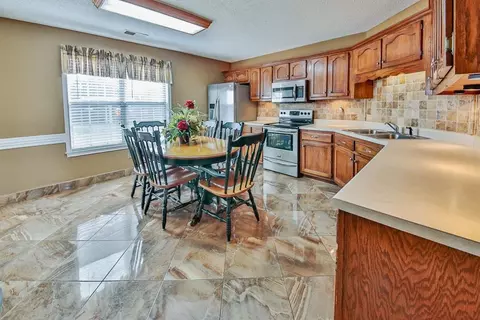 282 Rolling Meadow Dr, Drummonds, TN 38023 photo 2