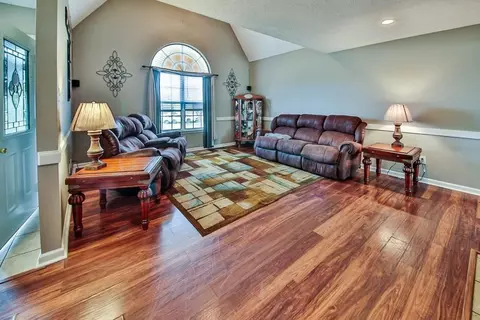 282 Rolling Meadow Dr, Drummonds, TN 38023 photo 4