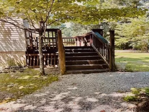 580 Joanne Loop, Savannah, TN 38372 photo 3