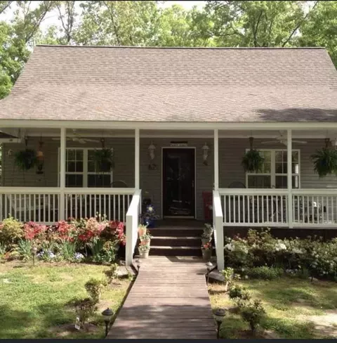 580 Joanne Loop, Savannah, TN 38372 photo 2