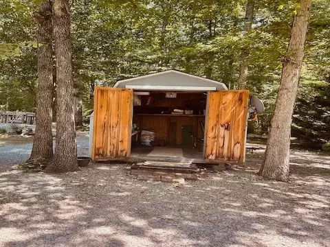 580 Joanne Loop, Savannah, TN 38372 photo 4