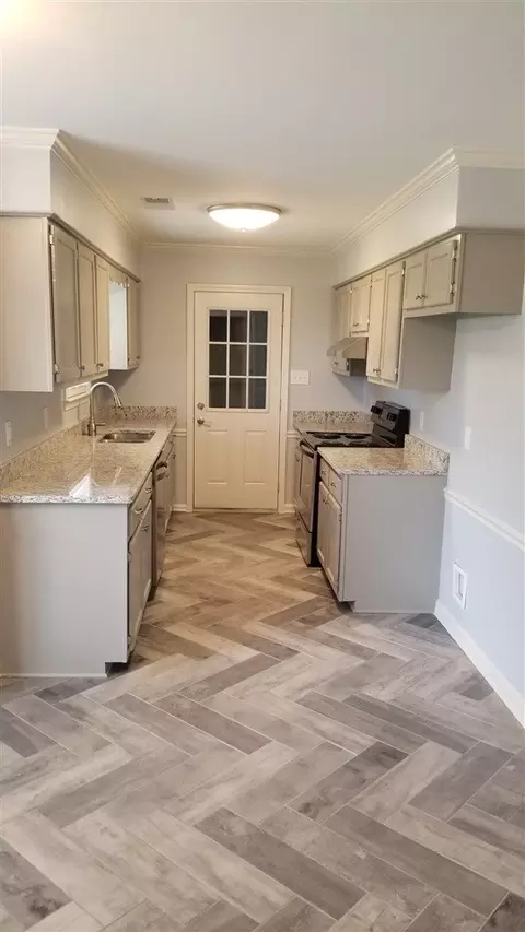 5355 Ivanhoe Forest Cv, Memphis, TN 38141 photo 8