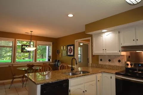 2418 Lacosta Dr, Memphis, TN 38134 photo 7