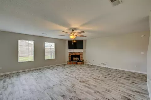 5015 Crested Pine Cv, Memphis, TN 38135 photo 3