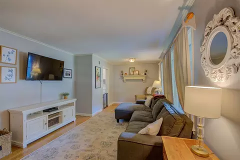 4792 Dee Dr, Memphis, TN 38117 photo 3