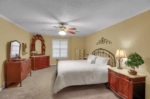284 E Poplar Ave, Collierville, TN 38017 photo 16