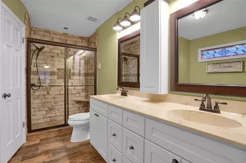 284 E Poplar Ave, Collierville, TN 38017 photo 17
