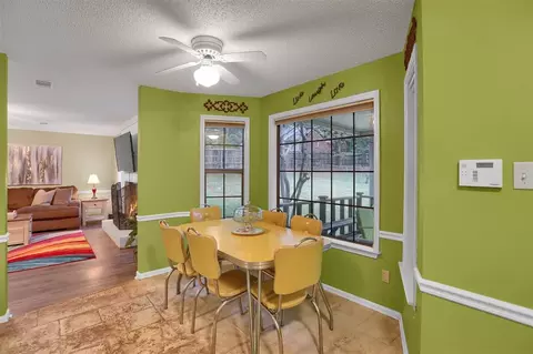 284 E Poplar Ave, Collierville, TN 38017 photo 13