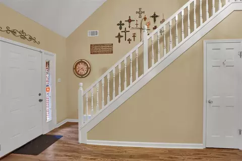 284 E Poplar Ave, Collierville, TN 38017 photo 4