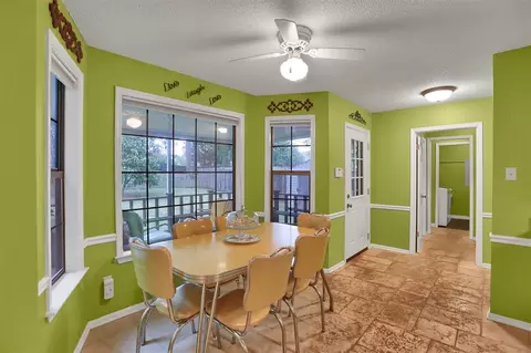 284 E Poplar Ave, Collierville, TN 38017 photo 14