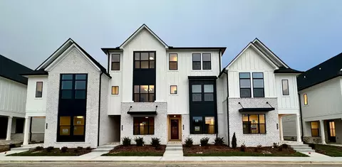2076 Conductor Ln, Thompsons Station, TN 37179