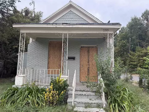 795 Alma St, Memphis, TN 38107