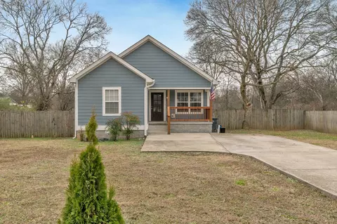 3717 Fairview Dr, Nashville, TN 37218