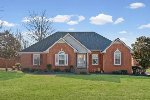 1708 Orchard Dr, Lebanon, TN 37087