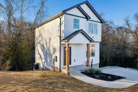 Exterior - 5295 Matthews St, Springfield, TN 37172 photo 3 of 10
