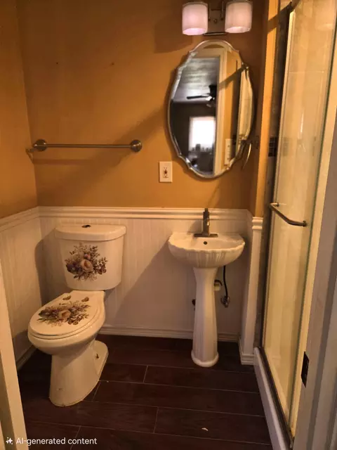 558 E Windsor Rd, Memphis, TN 38109 photo 9