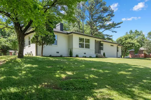 318 Emery Dr, Nashville, TN 37214