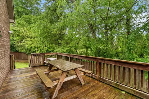 Exterior - 2014 Morton Dr, Spring Hill, TN 37174 photo 9 of 11