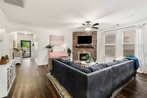 Entry Way - 2014 Morton Dr, Spring Hill, TN 37174 photo 3 of 3