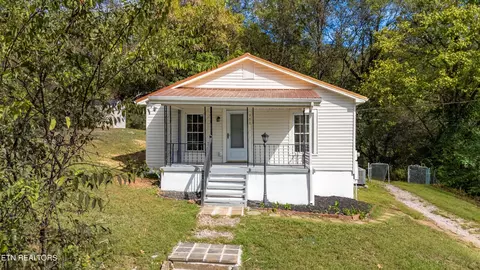 908 Dunlap Ln, Knoxville, TN 37914