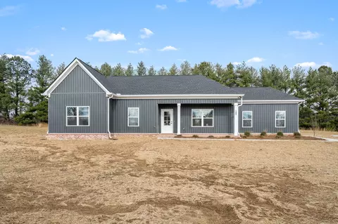 4185 Asbury Rd, Manchester, TN 37355