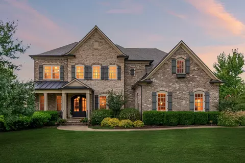 1803 Lowndes Ln, Brentwood, TN 37027