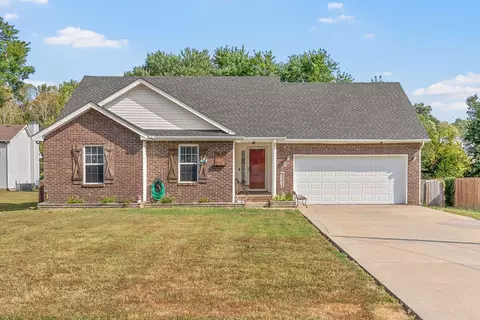 1515 Barrywood Cir W, Clarksville, TN 37042