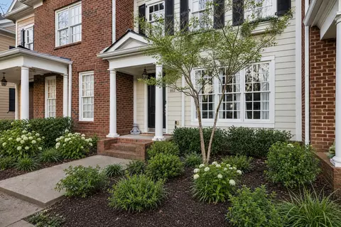 102 Pearl St, Franklin, TN 37064