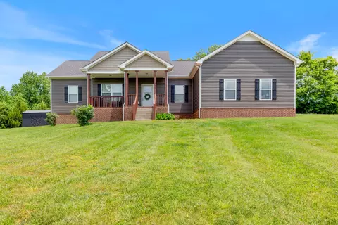 1513 Liberty Rd, Charlotte, TN 37036