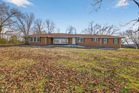 2136 Broad St W, Cookeville, TN 38501