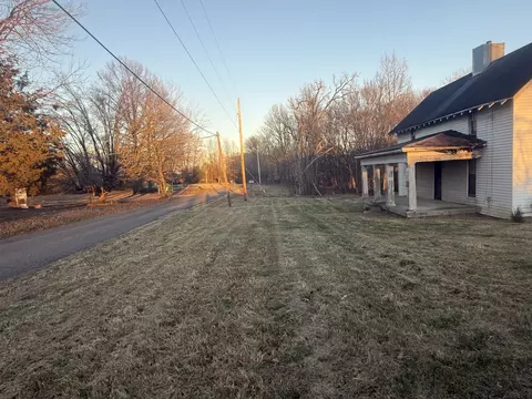 2627 Woods Rd, Springfield, TN 37172 photo 5