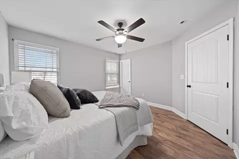 Bedroom - 210 Hardin Ave, Dickson, TN 37055 photo 3 of 6
