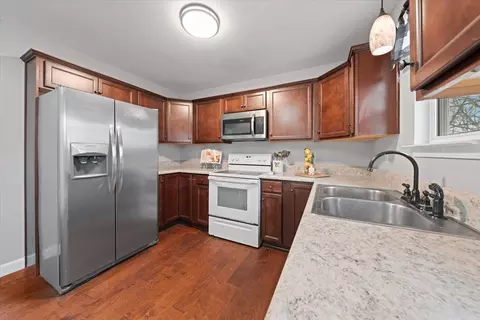 Kitchen - 210 Hardin Ave, Dickson, TN 37055 photo 1 of 3