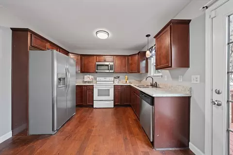 Kitchen - 210 Hardin Ave, Dickson, TN 37055 photo 2 of 3